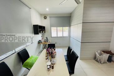 Jalan Gembira Taman Gembira 83000 Batu Pahat Johor