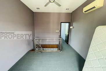 Jalan Gembira Taman Gembira 83000 Batu Pahat Johor