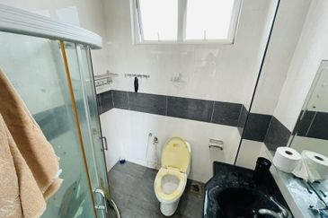 Jalan Gembira Taman Gembira Batu Pahat 83000 Johor