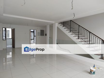 Brand New 3 Storey House Near Bandar Kinrara BK5 BK6 BK8 BK9, Selangor, Puchong