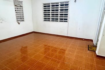 Taman Astana Harmoni Lukut Port Dickson, Negeri Sembilan.