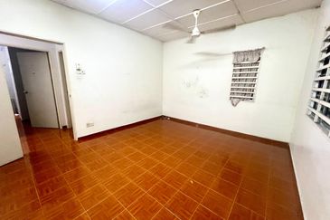 Taman Astana Harmoni Lukut Port Dickson, Negeri Sembilan.