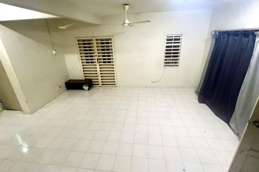 Taman Astana Harmoni Lukut Port Dickson, Negeri Sembilan.