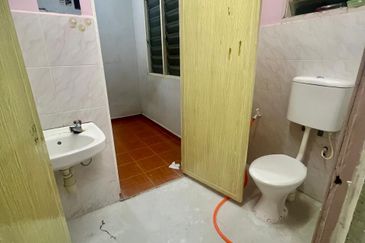 Taman Astana Harmoni Lukut Port Dickson, Negeri Sembilan.