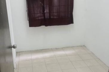 BELOW MARKET Pangsapuri Villamas Sungai Pinang KAPAR KLANG