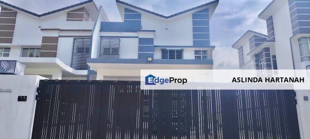 SEMI D , 2 STOREY  GREENHILL RESIDENCE @ Seksyen U10 Shah Alam , SELANGOR , Selangor, Shah Alam