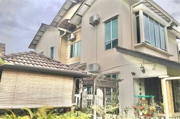 For Sale Double Storey Bungalow, Bandar Seri Putra, Bangi Selangor