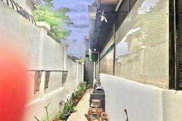 For Sale Double Storey Bungalow, Bandar Seri Putra, Bangi Selangor