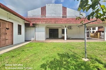 For Sale Double Storey Corner Lot Terrace Taman Sri Watan Ampang Selangor