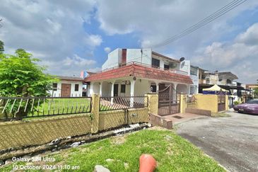 For Sale Double Storey Corner Lot Terrace Taman Sri Watan Ampang Selangor