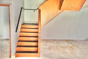 For Sale Double Storey Corner Lot Terrace Taman Sri Watan Ampang Selangor