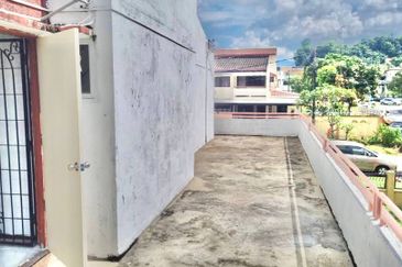 For Sale Double Storey Corner Lot Terrace Taman Sri Watan Ampang Selangor