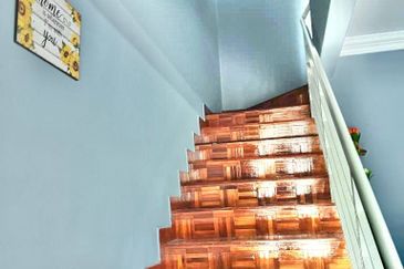 Renovated Double Storey Like New ,Bandar Tasik Kesuma,Beranang, Selangor