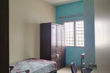 RUMAH SEWA / FOR RENT TAMAN TAMBAHAN BANGI 3 Selangor-Rumah Sewa Fully Furnished Double Storey near KPTM,UKM ,GMi,ILKAP ETC