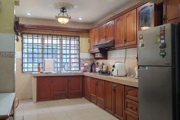 RUMAH SEWA / FOR RENT TAMAN TAMBAHAN BANGI 3 Selangor-Rumah Sewa Fully Furnished Double Storey near KPTM,UKM ,GMi,ILKAP ETC