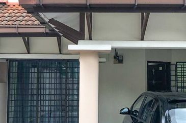 For Sale  NEAR MASJID + 2 Storey Terrance  Damai Bakti , Alam Damai Cheras KL