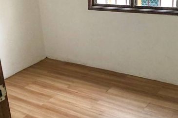 For Sale  NEAR MASJID + 2 Storey Terrance  Damai Bakti , Alam Damai Cheras KL