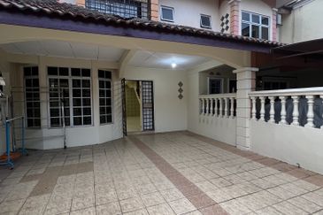 RUMAH SEWA / FOR RENT TAMAN TAMBAHAN BANGI 3 Selangor-Rumah Sewa Fully Furnished Double Storey near KPTM,UKM ,GMi,ILKAP ETC