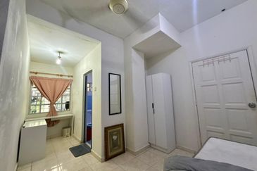 RUMAH SEWA / FOR RENT TAMAN TAMBAHAN BANGI 3 Selangor-Rumah Sewa Fully Furnished Double Storey near KPTM,UKM ,GMi,ILKAP ETC