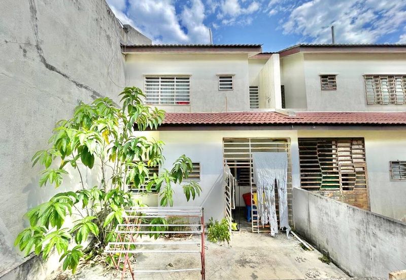  DOUBLE STOREY DESA SALAK PERMAI SALAK TINGGI, SEPANG @ NEAR NILAI