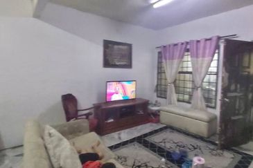 2 Storey Terrace, Bandar Bukit Mahkota - Bangi (Facing Open)
