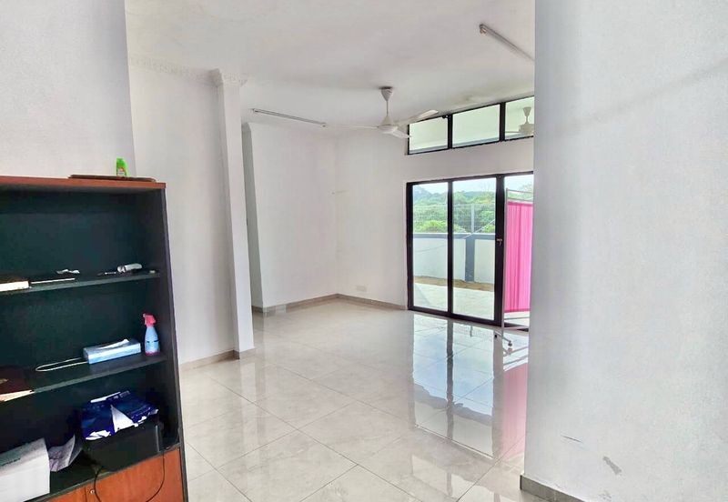 CORNER LOT- Single Storey Jalan Sri Rambai, Batu 13 Kampung Labu Hilir, Labu N9