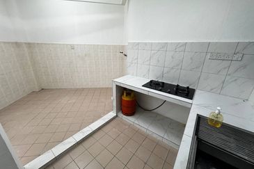 For Sale Kenangan View Apartment @ Taman Bukit Kenangan, Kajang