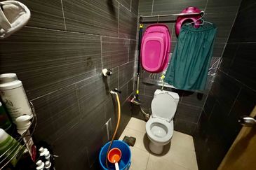 For Sale 1 Storey Terrace @ Bandar Kinrara 4 Puchong Selangor