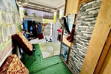 For Sale 1 Storey Terrace @ Bandar Kinrara 4 Puchong Selangor