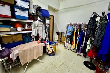 For Sale 1 Storey Terrace @ Bandar Kinrara 4 Puchong Selangor