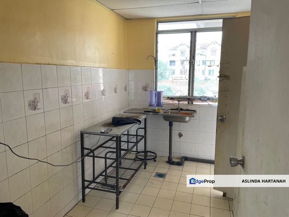 Pangsapuri Langat Utama Taman Langat Murni Banting, Selangor, Banting