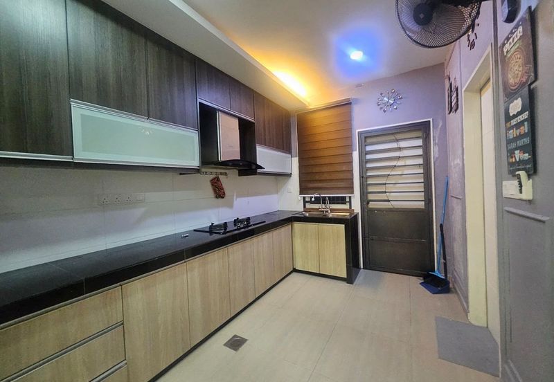 2 STOREY TAMAN SURIAMAN 3 BANDAR SRI SENDAYAN, SEREMBAN