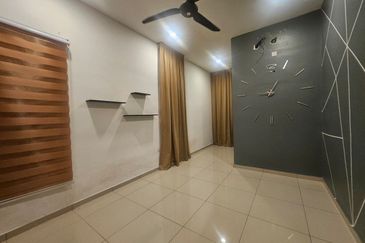 2 STOREY TAMAN SURIAMAN 3 BANDAR SRI SENDAYAN, SEREMBAN