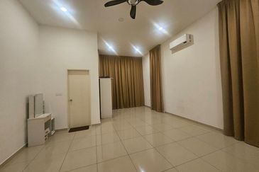 2 STOREY TAMAN SURIAMAN 3 BANDAR SRI SENDAYAN, SEREMBAN