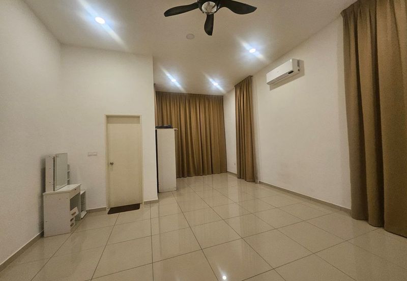 2 STOREY TAMAN SURIAMAN 3 BANDAR SRI SENDAYAN, SEREMBAN