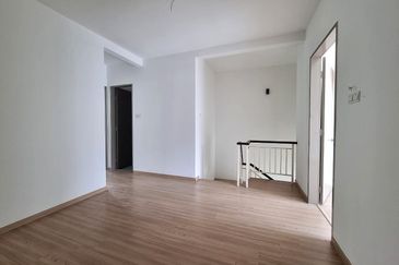 Double Storey Terrace Diamond City, Semenyih