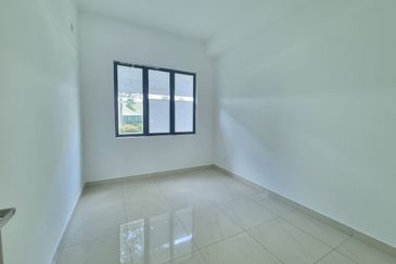 Double Storey Terrace Diamond City, Semenyih