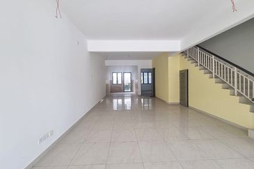 Double Storey Terrace Diamond City, Semenyih