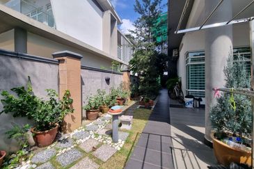 2 STOREY SEMI DETACHED GARDEN K2 VILLAS KAJANG 2 