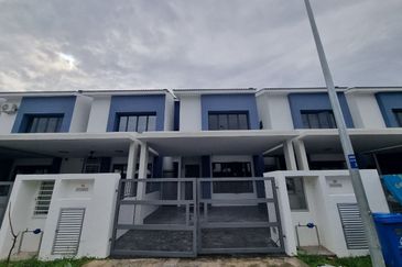 Double Storey Intermediate Taman Wira Permai 1, Jalan Kebun, Seksyen 30 Shah Alam