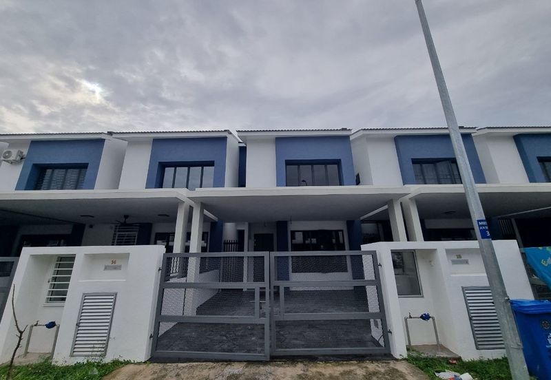 Double Storey Intermediate Taman Wira Permai 1, Jalan Kebun, Seksyen 30 Shah Alam