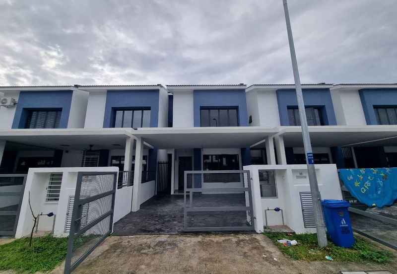 Double Storey Intermediate Taman Wira Permai 1, Jalan Kebun, Seksyen 30 Shah Alam