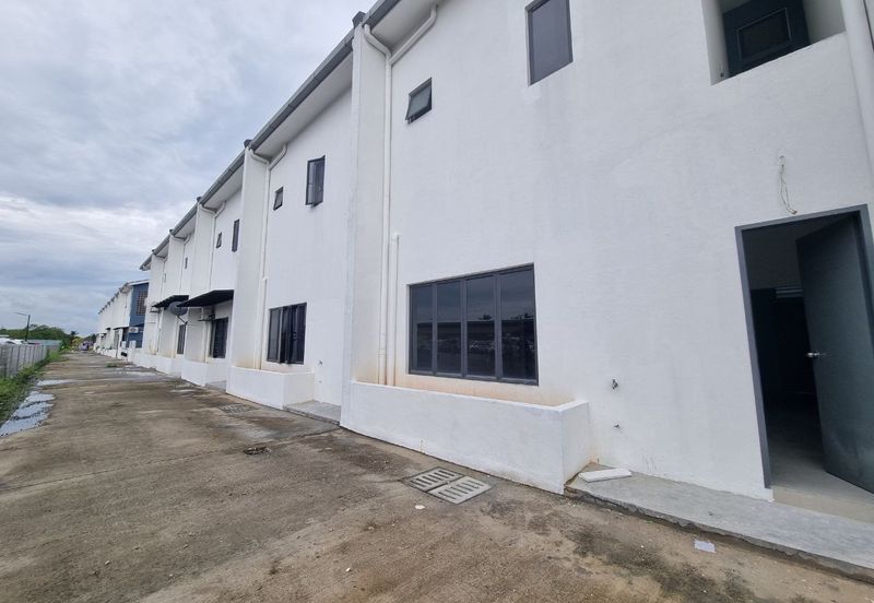 Double Storey Intermediate Taman Wira Permai 1, Jalan Kebun, Seksyen 30 Shah Alam