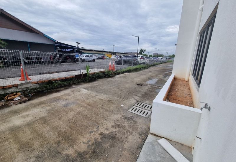 Double Storey Intermediate Taman Wira Permai 1, Jalan Kebun, Seksyen 30 Shah Alam