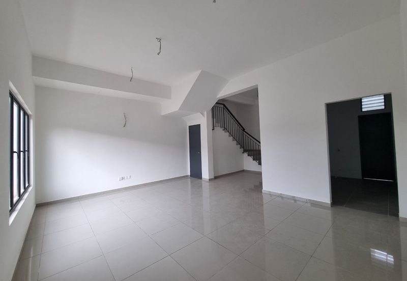 Double Storey Intermediate Taman Wira Permai 1, Jalan Kebun, Seksyen 30 Shah Alam