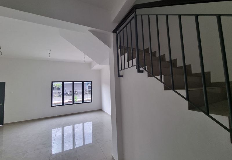 Double Storey Intermediate Taman Wira Permai 1, Jalan Kebun, Seksyen 30 Shah Alam