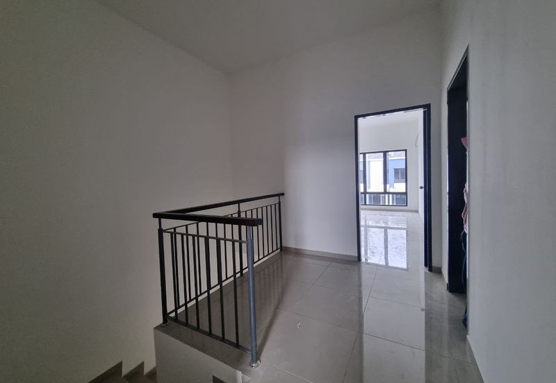 Double Storey Intermediate Taman Wira Permai 1, Jalan Kebun, Seksyen 30 Shah Alam