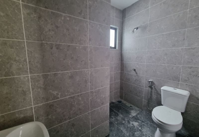 Double Storey Intermediate Taman Wira Permai 1, Jalan Kebun, Seksyen 30 Shah Alam