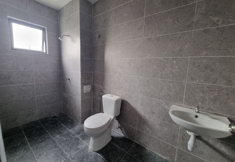 Double Storey Intermediate Taman Wira Permai 1, Jalan Kebun, Seksyen 30 Shah Alam