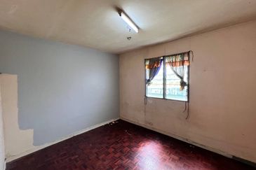 Pangsapuri Blok 10 Taman Bukit Cheras, Kuala Lumpur